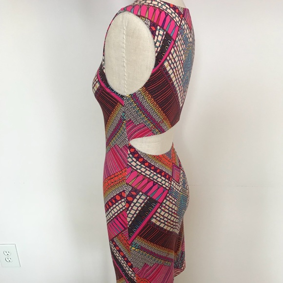 ** SOLD ** MH Cutout Mini Dress, Kasuri Pink, S - Picture 5 of 5